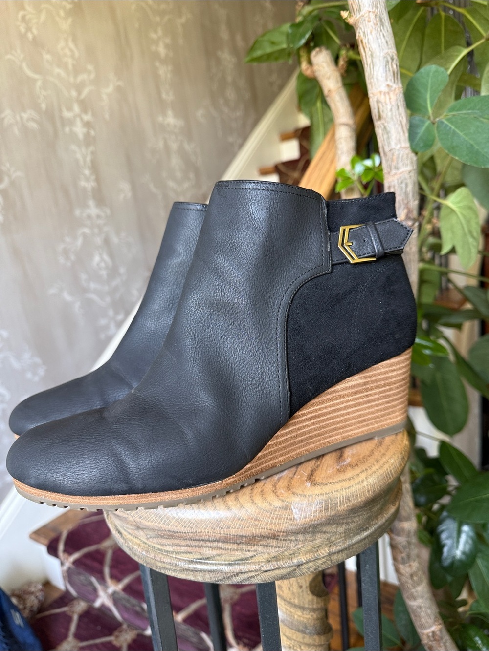 DR. SCHOLLS slip on ankle boot size 11 excellent condition - Picture 9 of 10